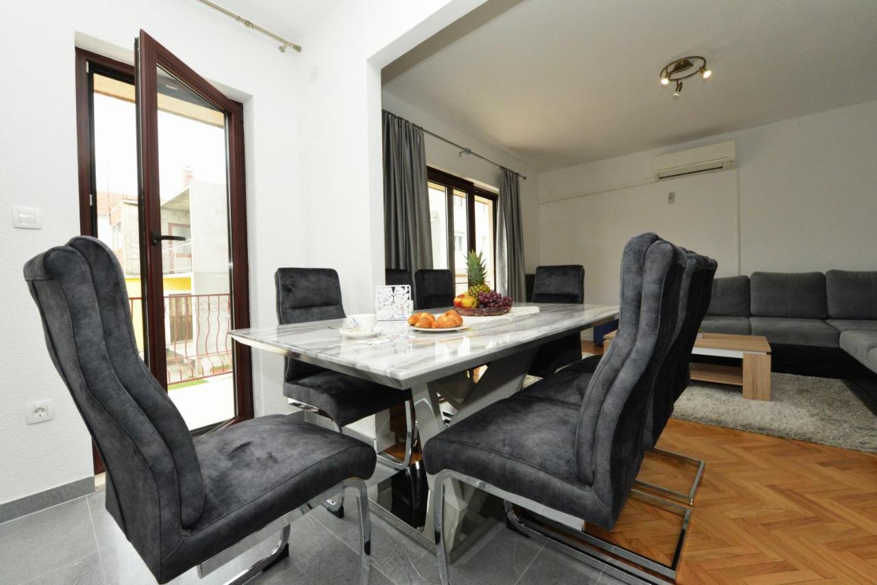 Apartmani Ivan Kaštela المظهر الخارجي الصورة