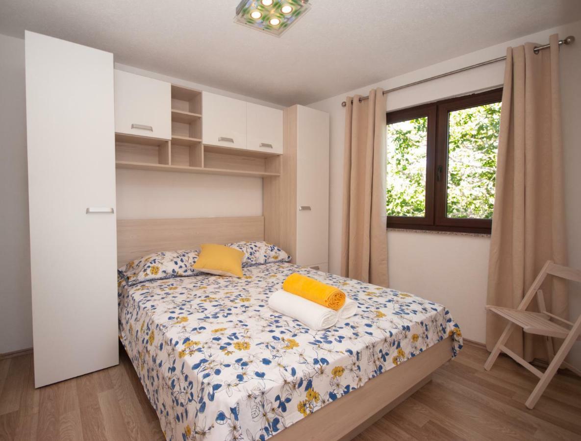Apartmani Ivan Kaštela المظهر الخارجي الصورة