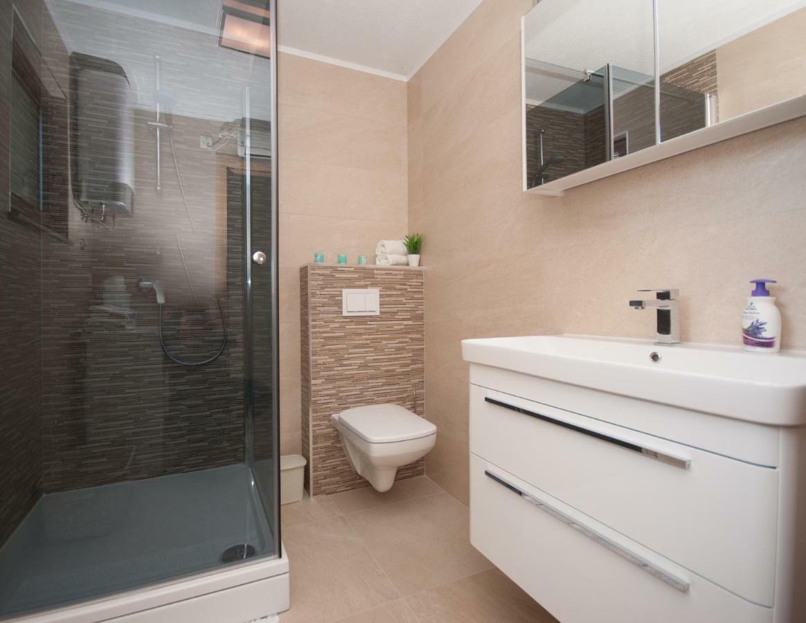 Apartmani Ivan Kaštela المظهر الخارجي الصورة